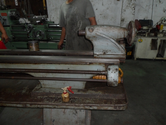 ขายครับขายเครื่องกลึงขนาด 10 ฟุต 2 เพลา คอลูกปืน เกียร์บล็อก รูผ่านคอ 2 นิ้ว สวิงผ่านรางประมาณ 400 มม. กลึงยันศูนย์ยาวประมาณ 2 เมตร ยี่ห้อ willson ผลิตในประเทศอังกฤษ สภาพใช้งาน 90000 บาท 0814583376 ช่างเอก