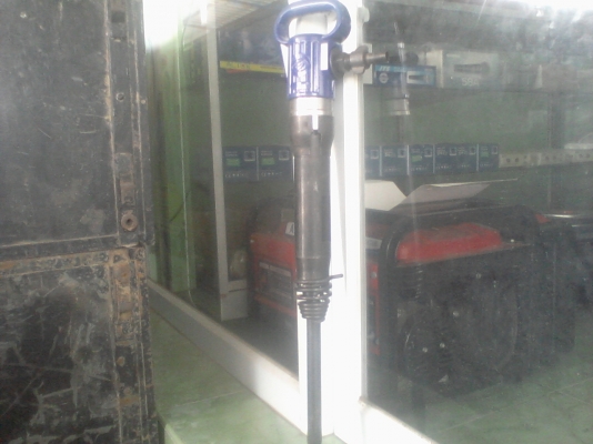 ขายหัวแย็กลม-เจาะปูนขนาด 15 ก.ก(ของใหม่)