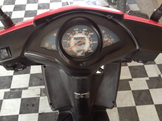 ขาย!!!ฮอนด้าคลิ๊ก ปี50 รถเครื่องดีคับ มีเล่มทะเบียนครบ ภาษีไม่หมด