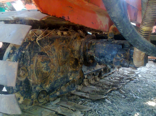 ขายรถเกี่ยว กระสอบ เกษตรพัฒนา ไอ้หนุ่มไวไฟ ปั้มเบอ22 ตัวเดิน 10 HT เครื่อง 175