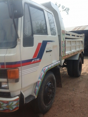 ขาย อีซูซุ ล็อคกี้ 165 ยาง 9 รถพร้อมใช้งาน ทะเบียนแจ้งจอด เครื่องดี คัซซีสวย ราคาต่อรองได้ครับ