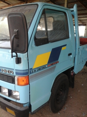 ขาย อีซูซุ NKR เครื่อง 88 รถพร้อมใช้งาน เครื่องดี คัซซีสวย