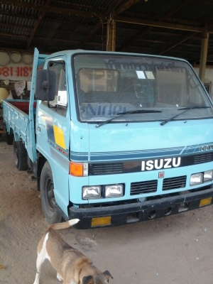 ขาย อีซูซุ NKR เครื่อง 88 รถพร้อมใช้งาน เครื่องดี คัซซีสวย