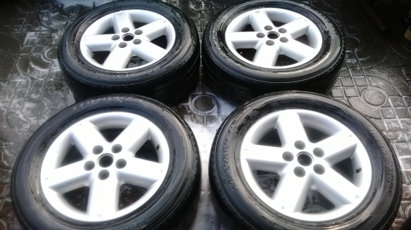 ขายล้อขอบ16 5รูพร้อมยางชุดละ5300