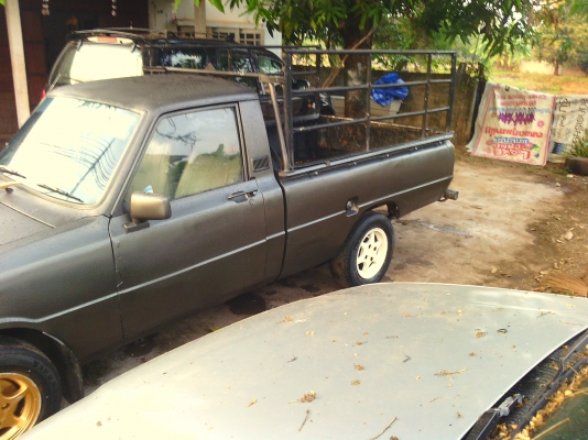 ขายมาสด้า 5เกียร์ ล้อแมก เครื่องดี ช่วงล่างดี ภายในสวย ราคา23000