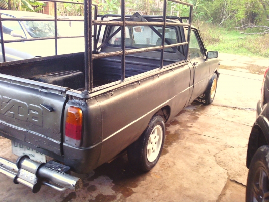 ขายมาสด้า 5เกียร์ ล้อแมก เครื่องดี ช่วงล่างดี ภายในสวย ราคา23000