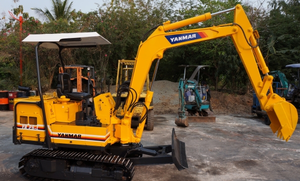 ขายรถขุด YANMAR YB 25-L  พร้อมใช้