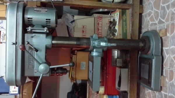 สว่านแท่น King