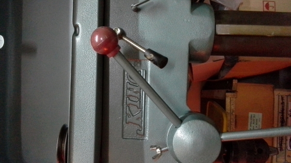 สว่านแท่น King