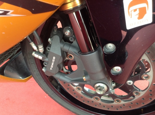 ธารนนทบุรี//ขาย suzuki hayabuza ปี2009 สวยๆของแต่งพอมี ราคา390,000บาท อินวอยท์+ส.พ.มแท้