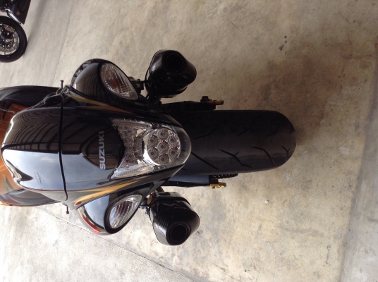 ธารนนทบุรี//ขาย suzuki hayabuza ปี2009 สวยๆของแต่งพอมี ราคา390,000บาท อินวอยท์+ส.พ.มแท้