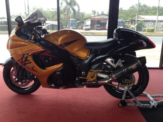 ธารนนทบุรี//ขาย suzuki hayabuza ปี2009 สวยๆของแต่งพอมี ราคา390,000บาท อินวอยท์+ส.พ.มแท้