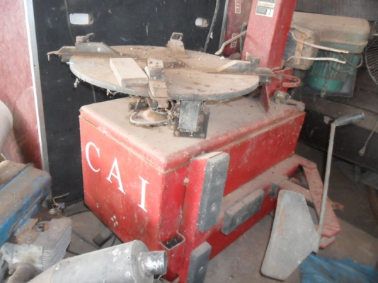 ฝากขายครับ เครื่องถอดยาง 20 นิ้ว ซื้อมาไม่ได้ใช้ สภาพเดิมพร้อมใช้