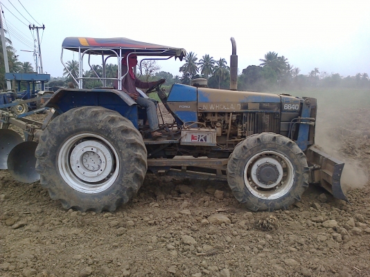 รถไถ 6640  ( 2เพลา)