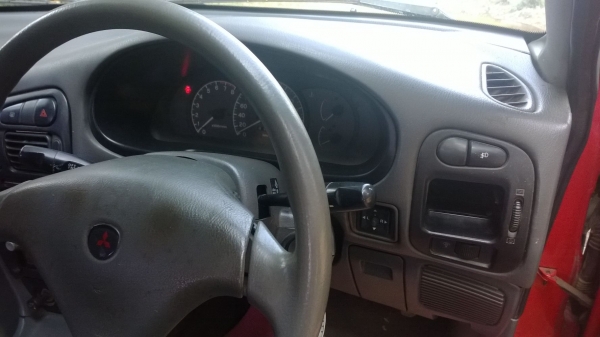 ขาย E Car  1.6 หัวฉีด  สักคัน พร้อมใช้ รุ่นประกอบนอกsun roofครับ