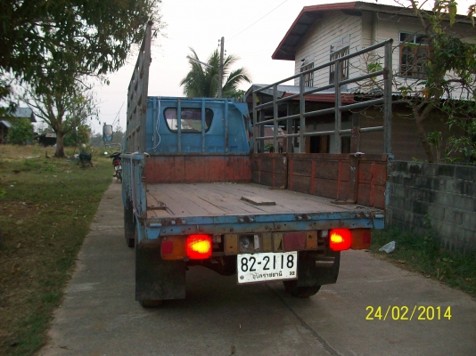 ขายสี่ล้อกลางอิซูซุ TL85