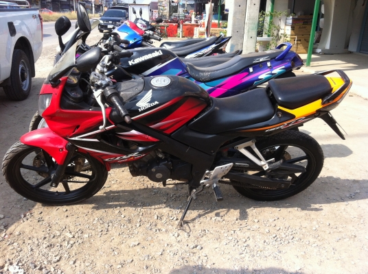ขาย CBR150 กุญแจสองชั้น ปีล่าสุด
