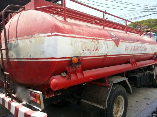 รถอีซูซุ 6 ล้อ บรรทุกน้ำมัน เปลื่ยนเครื่อง 110 แรงม้า. สนใจติดต่อ 081 - 6079515 รถอีซูซุ 6 ล้อ บรรทุกน้ำมัน เปลื่ยนเครื่อง 110 แรงม้า. สนใจติดต่อ 081 - 6079515