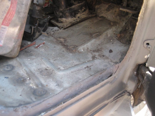 รอ๊คกี่  175 แรง 2 เพลา  800000 บาท