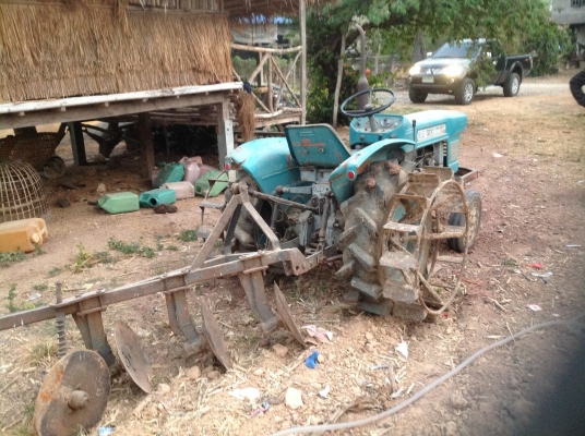 ขาย รถไถนั้งขับ คูโบต้า L-15แรงสภาพดี. มาก พร้อมใช้งาน 29,000 B-