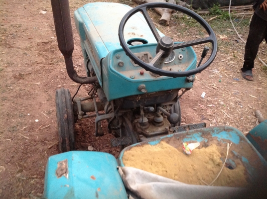 ขาย รถไถนั้งขับ คูโบต้า L-15แรงสภาพดี. มาก พร้อมใช้งาน 29,000 B-