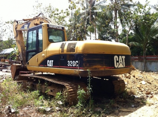 รถแบคโฮ CAT  320C    ( รถทำงาน 9,xxx ซม. )  สนใจติดต่อ 081 - 6079515