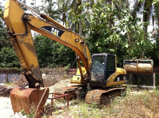 รถแบคโฮ CAT  320C    ( รถทำงาน 9,xxx ซม. )  สนใจติดต่อ 081 - 6079515