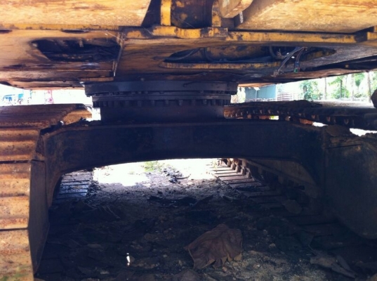 รถแบคโฮ CAT  320C    ( รถทำงาน 9,xxx ซม. )  สนใจติดต่อ 081 - 6079515