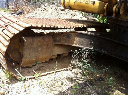 รถแบคโฮ CAT  320C    ( รถทำงาน 9,xxx ซม. )  สนใจติดต่อ 081 - 6079515