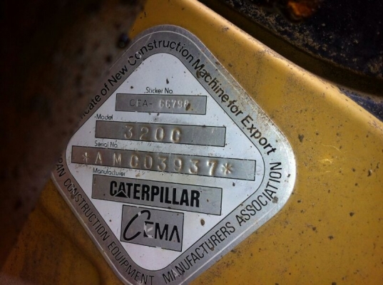 รถแบคโฮ CAT  320C    ( รถทำงาน 9,xxx ซม. )  สนใจติดต่อ 081 - 6079515