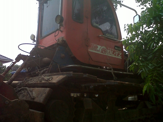 ขายรถปั่นตืนตะขาบ เครื่อง HINO 195เทอร์โบ สภาพสวยพร้อมใช้ ราคาต่อรองได้ ติดต่อได้ที่คุณ อ๊อฟ พิจิตร 086-737-9991 ขายรถปั่นตืนตะขาบ เครื่อง HINO 195เทอร์โบ สภาพสวยพร้อมใช้ ราคาต่อรองได้ ติดต่อได้ที่คุณ อ๊อฟ พิจิตร 086-737-9991