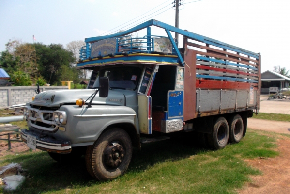 ขายด่วนรถสิบล้อดรั้มหัวยาวเครืองEH700เพลาเจเพลาโบจี้ใหญ่