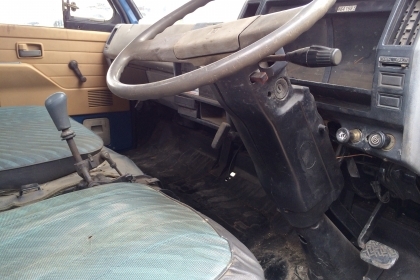 ขายISUZU NPR59PU5M ปี38 เครื่อง 4BD1 115แรงยาว5เมตร พื้นเรียบ เป็นเหล็กครับ รถห้างแท้ พร้อมใช้