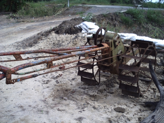 โครงรถไถเดินตามถูกๆ