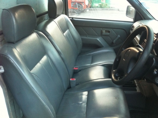 ขาย ISUZU  หัวเดียว ตู้เเห้ง ปี99 เครื่องเดิม 2500 เครื่องดี คัสซีสวย ภายในเรียบร้อย แอร์เย็น เอกสารครบ ** 129.000 **