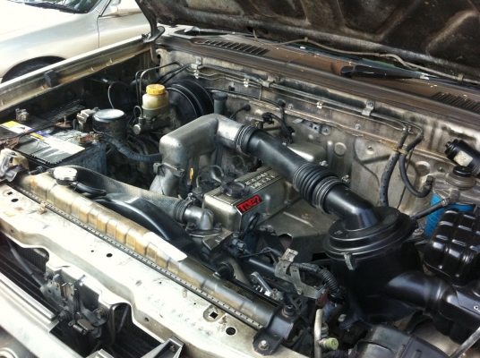 ขาย NISSAN FRONTIER ปี99 หัวเดียว เครื่องดี คัสซีสวย หัวบางเดิม ประตูเดิม ต้องเก็บงานกระบะบ้าง เอกสารครบ **118.000**