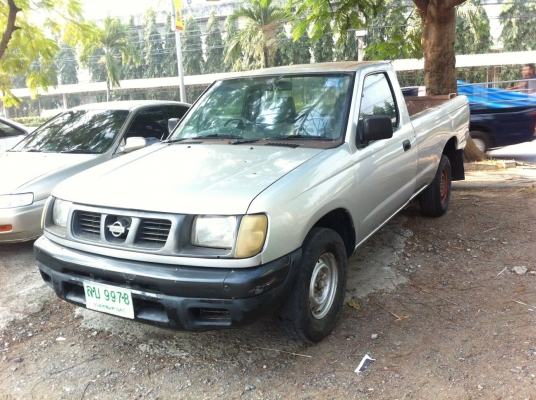 ขาย NISSAN FRONTIER ปี99 หัวเดียว เครื่องดี คัสซีสวย หัวบางเดิม ประตูเดิม ต้องเก็บงานกระบะบ้าง เอกสารครบ **118.000**