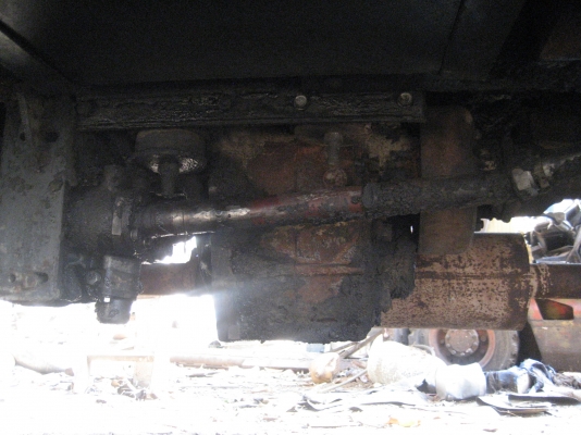 ดั้มท์  เครื่อง oz 195 แรง  2 เพลา 800000 บาท