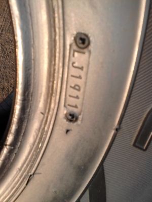 BRIDGE STONE LEO677 195R14  TEL.081-427-3941