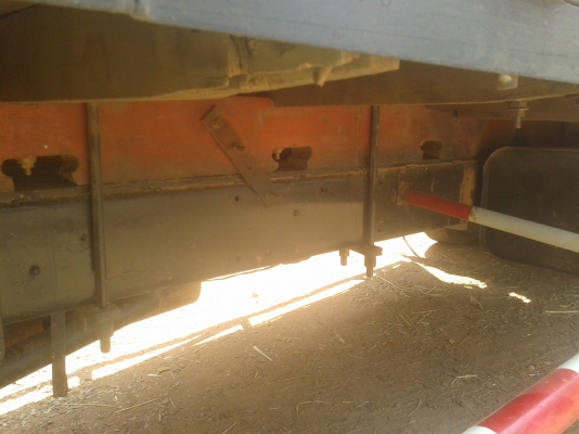 ท่านใดว่างมาก่อนเลยครับ(ไม่ผิดหวังแน่นอน)เครื่องดี แน่นๆ(ไม่มีไอ)แซสซีสวยๆ สวยมากๆ สวยตลอดเส้น กระจกไฟฟ้า พวงมาลัยพาวเวอร์ แอร์  รถสวยจัดพร้อมโอน ทันทีพร้อมใช้งานทันทีไม่ต้องทำอ