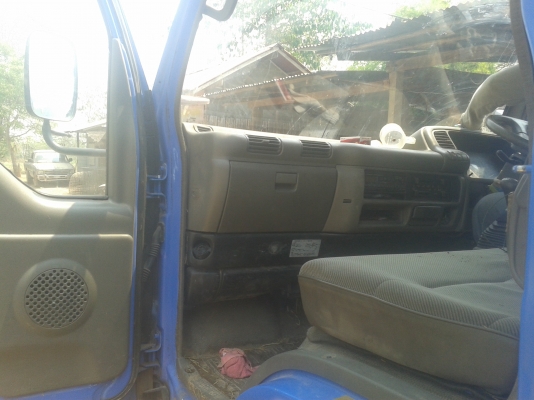 ท่านใดว่างมาก่อนเลยครับ(ไม่ผิดหวังแน่นอน)เครื่องดี แน่นๆ(ไม่มีไอ)แซสซีสวยๆ สวยมากๆ สวยตลอดเส้น กระจกไฟฟ้า พวงมาลัยพาวเวอร์ แอร์  รถสวยจัดพร้อมโอน ทันทีพร้อมใช้งานทันทีไม่ต้องทำอ