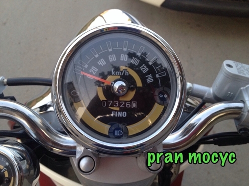 ขาย fino fi สีเเดงขาวเทา  ปี2013(ตัวTOP)