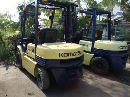 +++ขายโฟล์คลิฟท์ KOMATSU FD25-11 เครื่องยนต์ดีเซล เกียร์ธรรมดา เสา 3 เมตร งา 1,070 มม. ยางลม 4 ล้อ ***ปรับปรุงสภาพแล้ว สภาพดี พร้อมใช้ ราคาพิเศษ รายละเอียดคุยได้ครับ *** +++ขายโฟล์คลิฟท์ KOMATSU FD25-11 เครื่องยนต์ดีเซล เกียร์ธรรมดา เสา 3 เมตร งา 1,070 มม. ยางลม 4 ล้อ ***ปรับปรุงสภาพแล้ว สภาพดี พร้อมใช้ ราคาพิเศษ รายละเอียดคุยได้ครับ ***