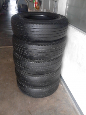 BRIDGESTONE DURAVIS R611      TEL.081-427-3941
