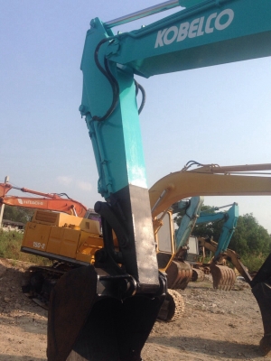 ขายรถแมคโคร KATO V2 สภาพพร้อมใช้ สนใจติดต่อ บอย 085-156-2314