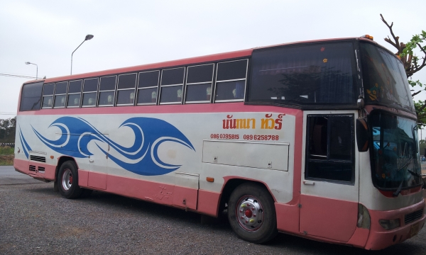 ขายรถทัวร์ พัดลมยาว 12 ม สภาพพร้อมวิ่ง ยางใหม่ เครื่องดี นิสสันท่อออม เครื่องกลาง เบรคแห้ง  ภายในสวย ราคา500000 สนใจโทรต่อรองราคาได้ครับ โทร 0883450391-0898495511
