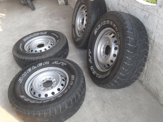 ล้อกะทะ 16นิ้ว 6รู พร้อมยาง265/70R16ปี11 สวยๆ 4 ล้อ ราคา 4800 บาท ล้อกะทะ 16นิ้ว 6รู พร้อมยาง265/70R16ปี11 สวยๆ 4 ล้อ ราคา 4800 บาท