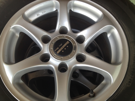 ขายแม็กพร้อมยาง 215/70/15 ขอบ 15 6 รู ใส่กระบะ