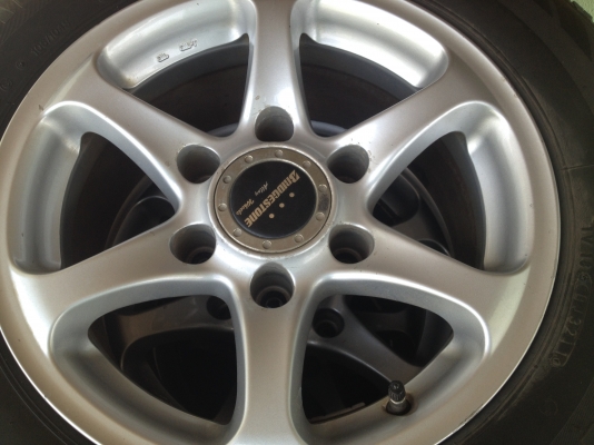 ขายแม็กพร้อมยาง 215/70/15 ขอบ 15 6 รู ใส่กระบะ