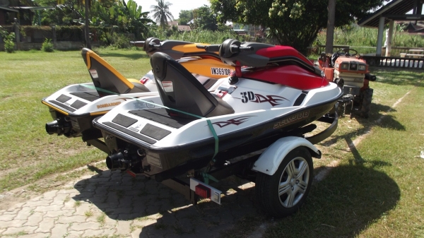 ขาย seadoo 3d ปี 04,05 ลำละ 135,000 บาท ขาย seadoo 3d ปี 04,05 ลำละ 135,000 บาท